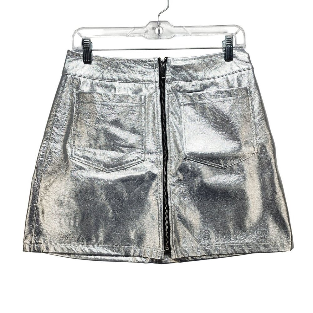 Tinseltown Metallic Silver Mini Skirt With Back Pockets Full Zip Closure Size M